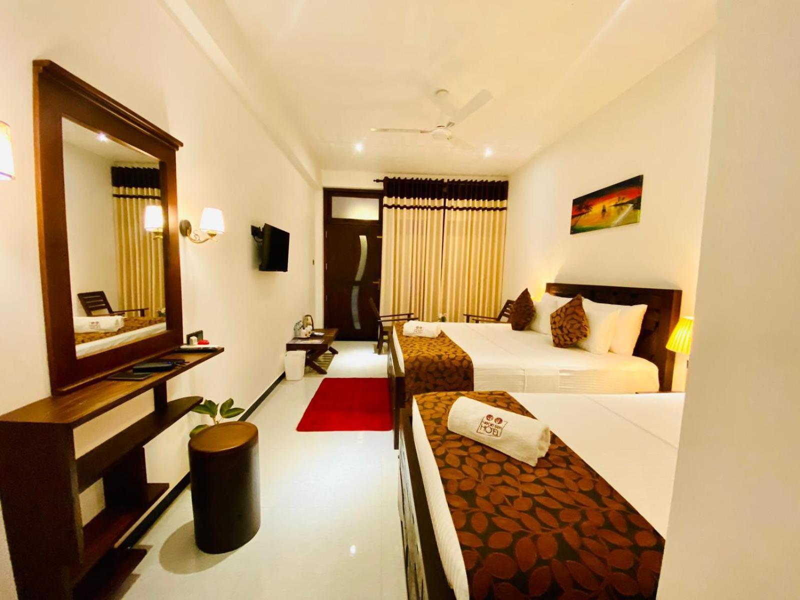 Airport Faith Hotel Katunayaka Exteriér fotografie